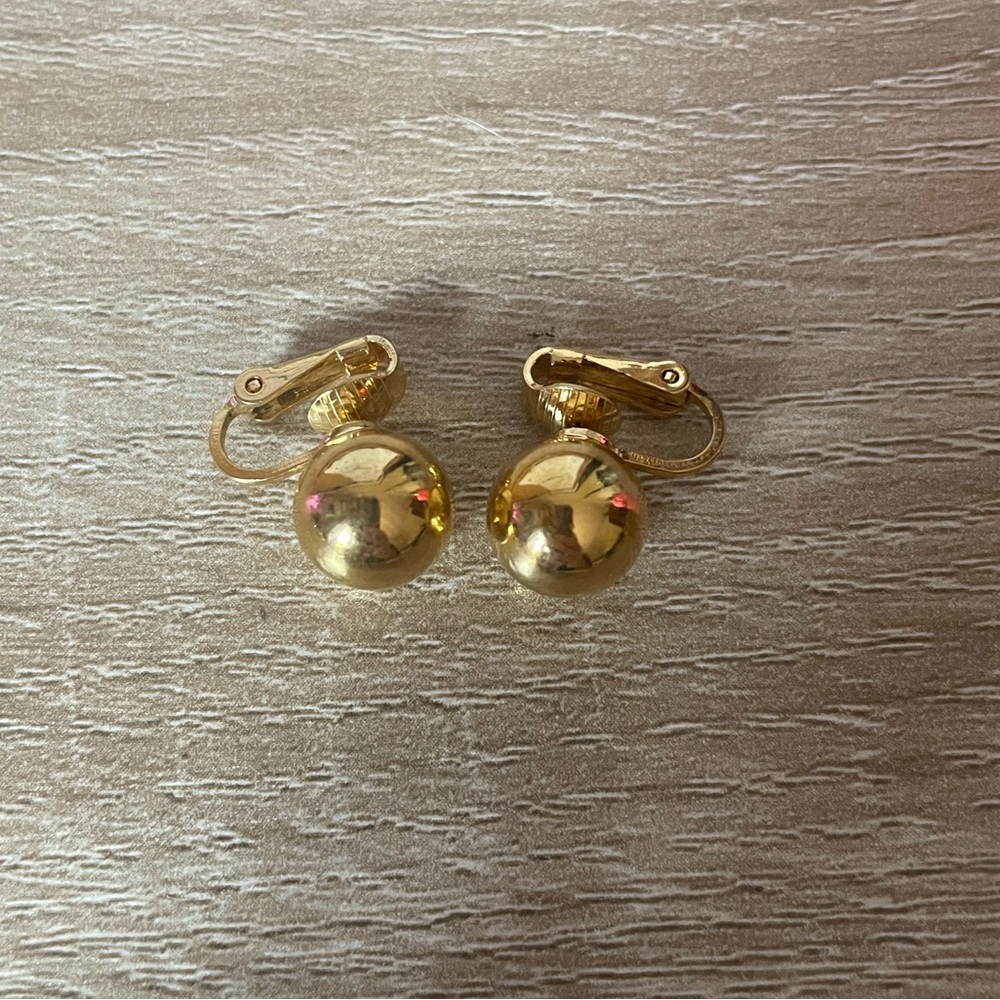 4/$20 Vintage Clip On Earrings